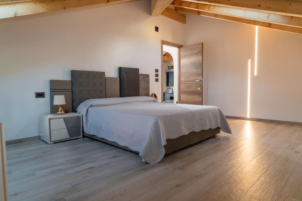 Villa Floris Castello Tesino Esterno foto